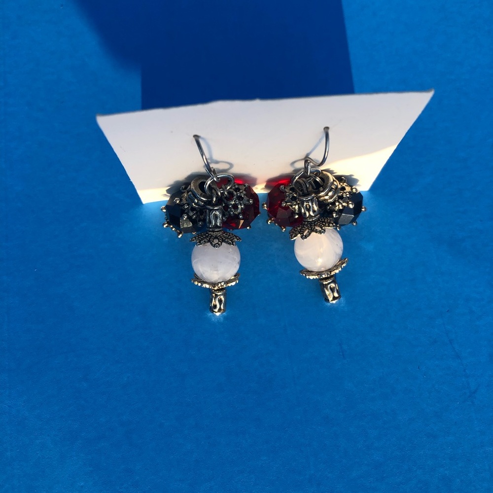 Drop earrings - Picture 2 of 3